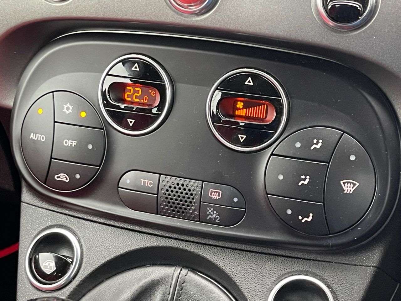 2017 ABARTH 595 2017 ABARTH 595