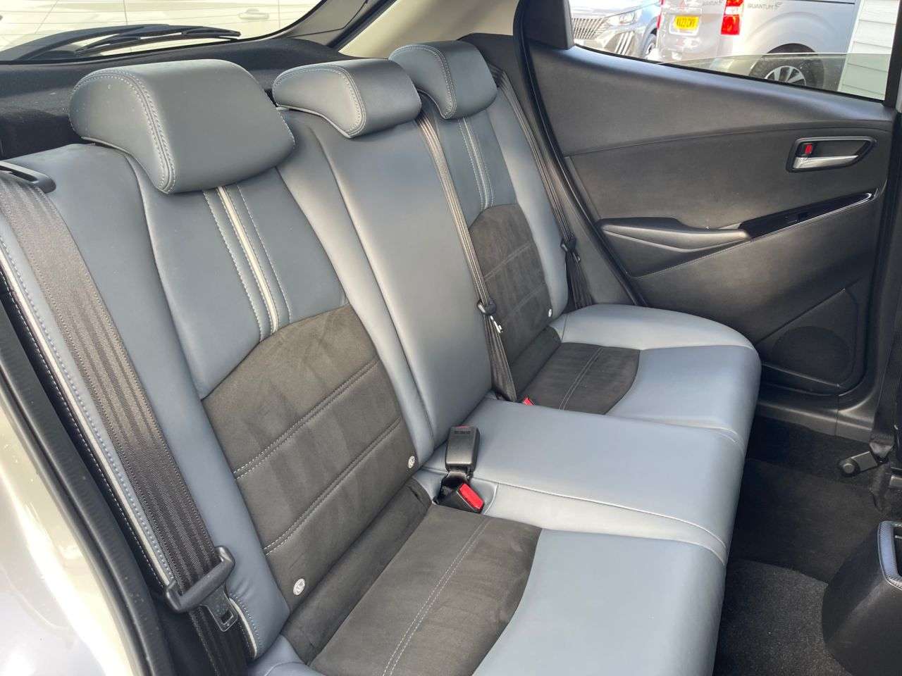 2022 MAZDA MAZDA2 2022 MAZDA MAZDA2