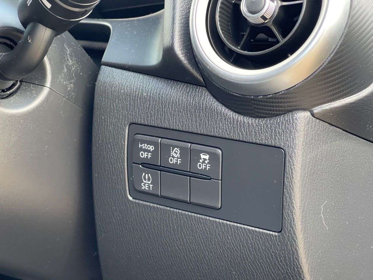 2022 MAZDA MAZDA2 2022 MAZDA MAZDA2