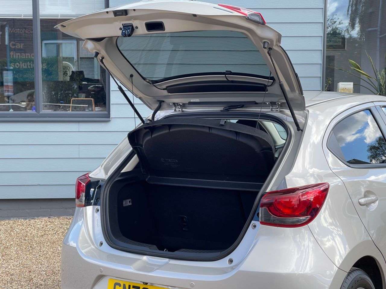 2022 MAZDA MAZDA2 2022 MAZDA MAZDA2