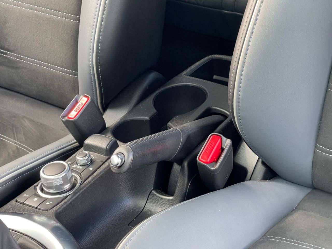 2022 MAZDA MAZDA2 2022 MAZDA MAZDA2