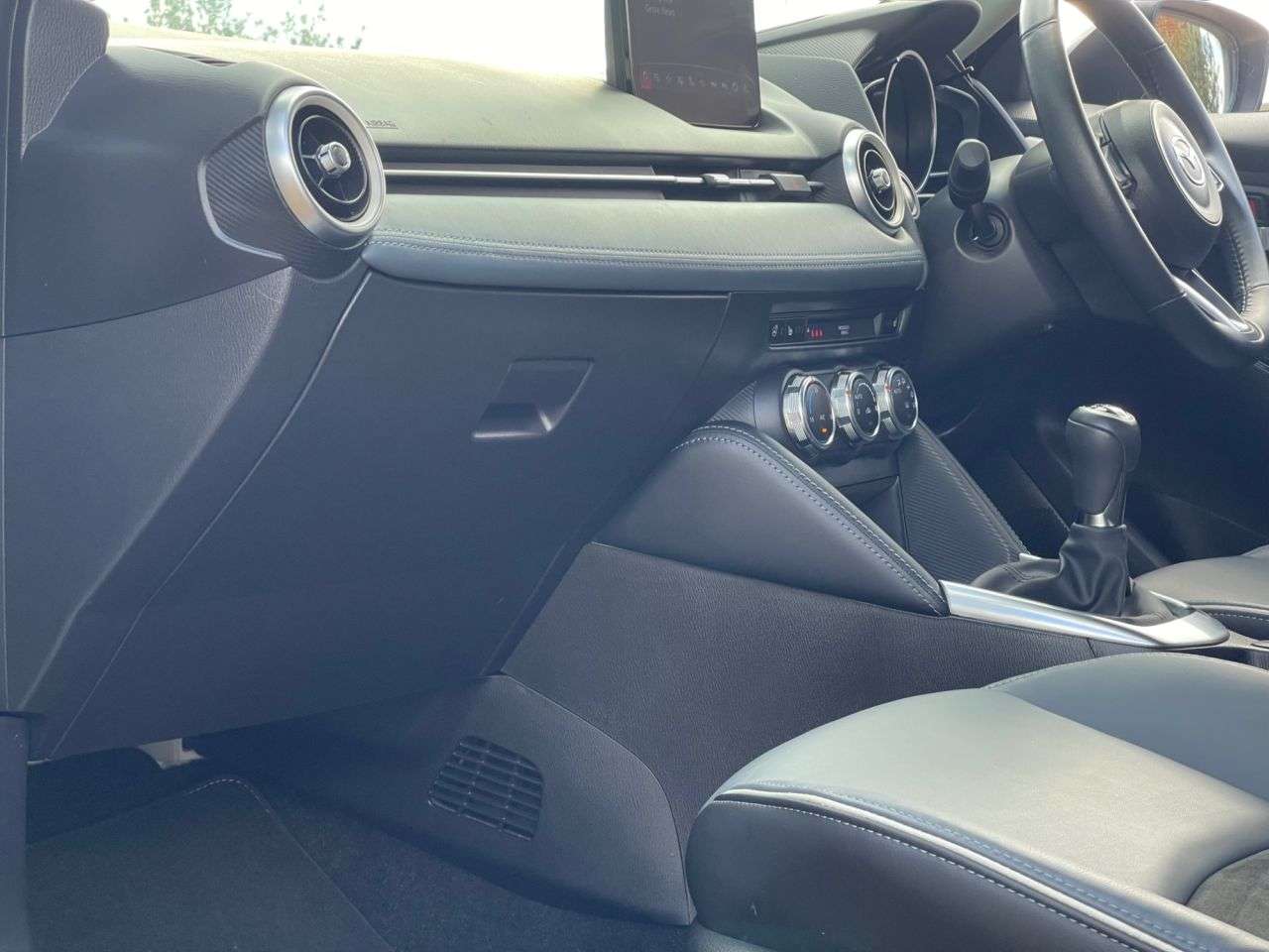 2022 MAZDA MAZDA2 2022 MAZDA MAZDA2