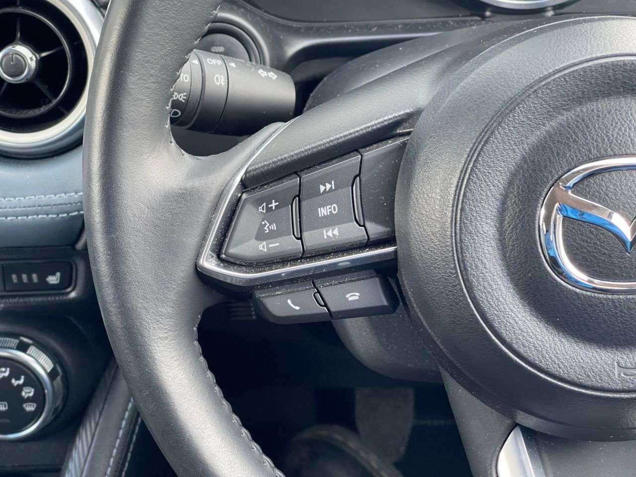 2022 MAZDA MAZDA2 2022 MAZDA MAZDA2