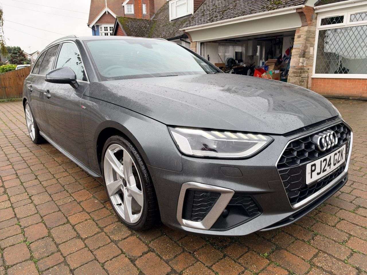 A 2024 AUDI A4 AVANT 2.0 TFSI 40 S line Estate 5dr Petrol S Tronic Euro 6 (s/s) (204 ps) SAT NAV A 2024 AUDI A4 AVANT 2.0 TFSI 40 S line Estate 5dr Petrol S Tronic Euro 6 (s/s) (204 ps) SAT NAV