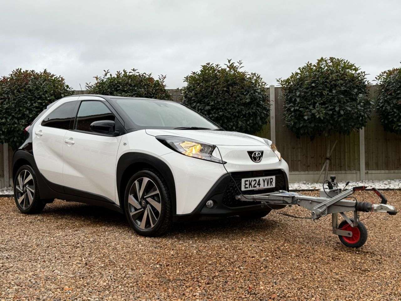 2024 TOYOTA AYGO X 2024 TOYOTA AYGO X