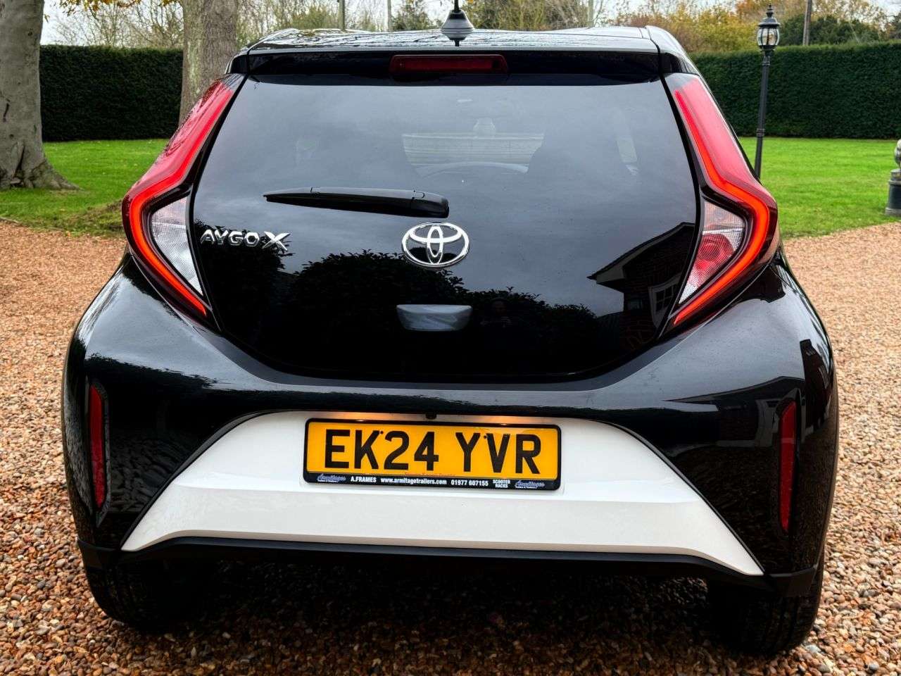 2024 TOYOTA AYGO X 2024 TOYOTA AYGO X