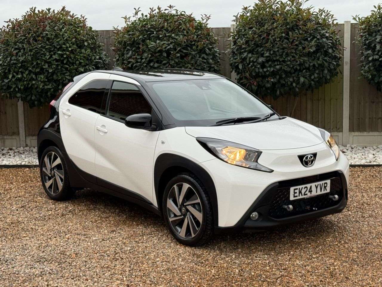 2024 TOYOTA AYGO X 2024 TOYOTA AYGO X