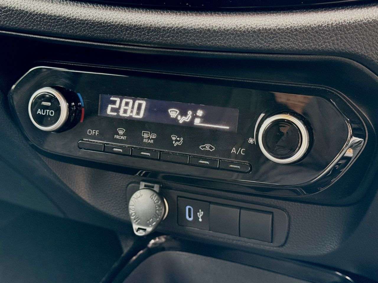 0 TOYOTA AYGO X 0 TOYOTA AYGO X