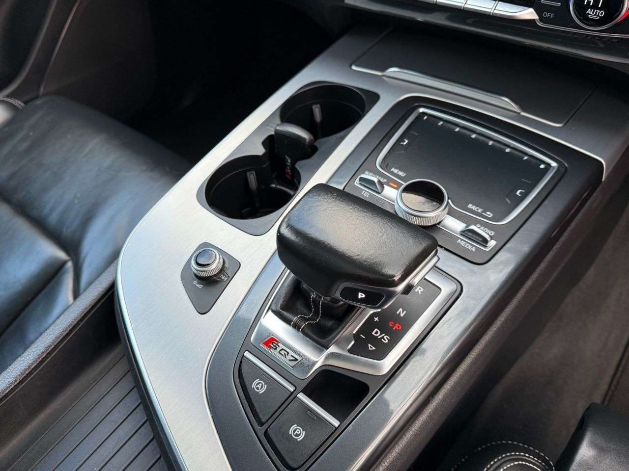 2018 AUDI SQ7 2018 AUDI SQ7