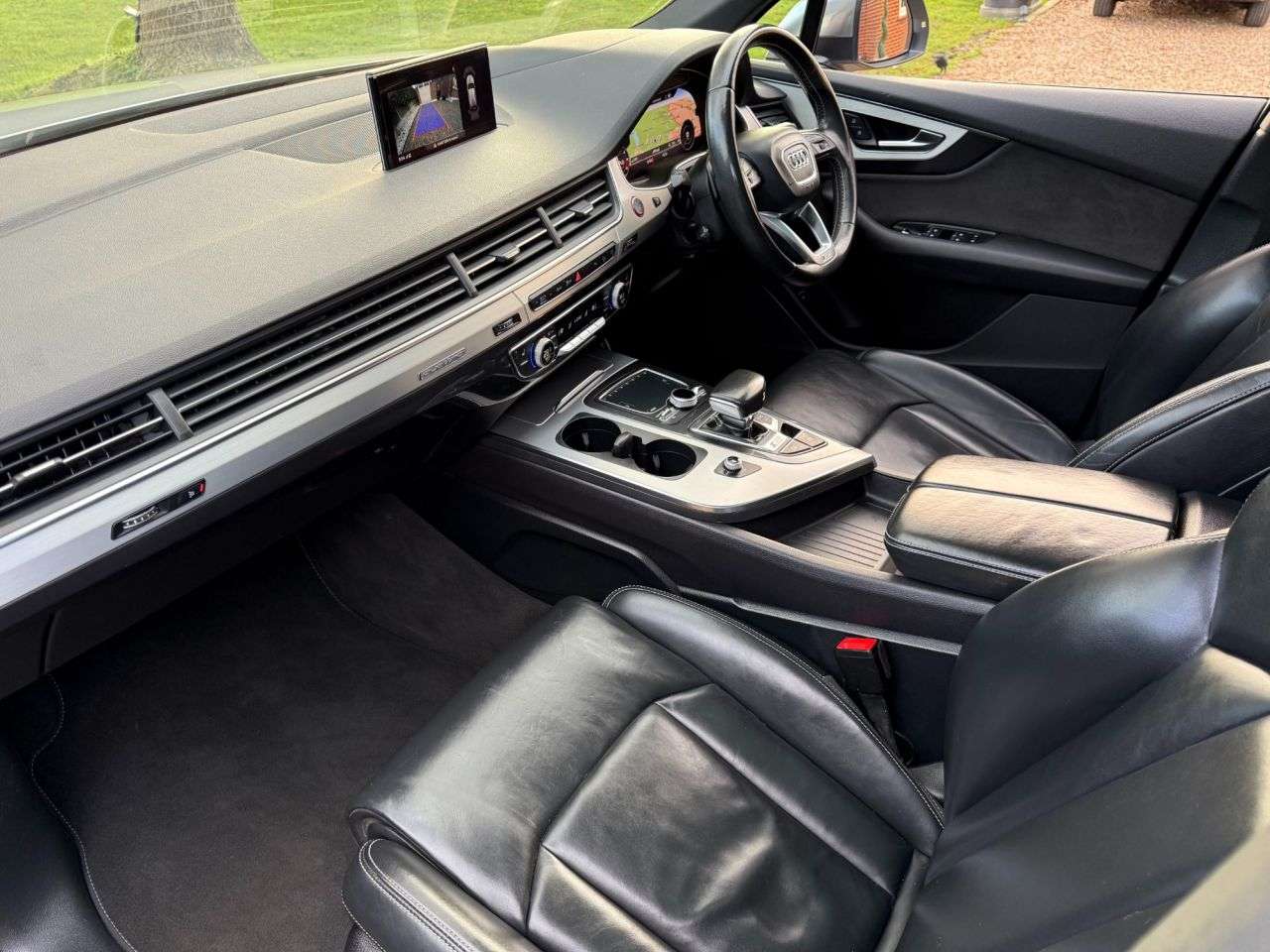 2018 AUDI SQ7 2018 AUDI SQ7