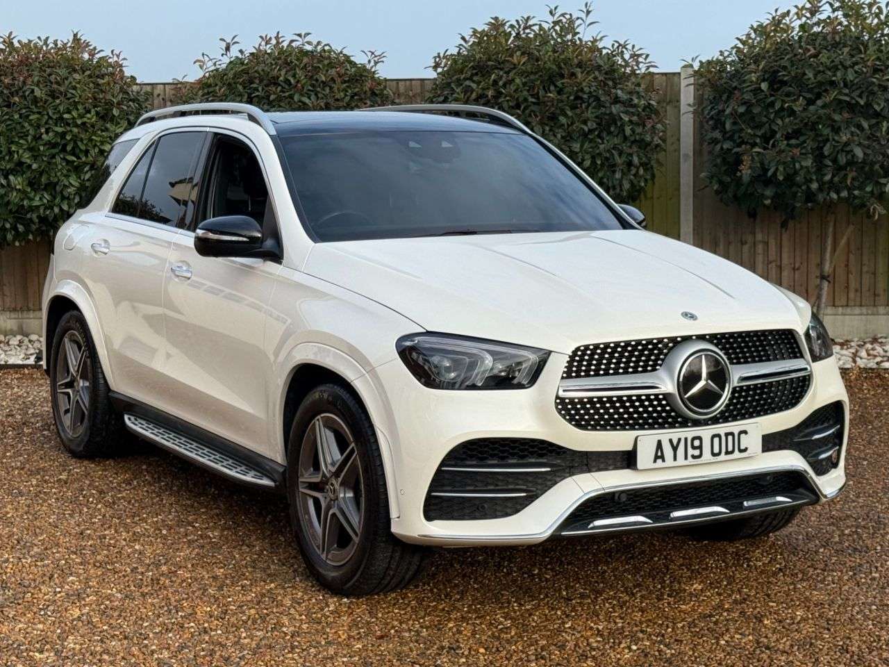 A 2019 MERCEDES-BENZ GLE 2.9 GLE400d AMG Line (Premium Plus) SUV 5dr Diesel G-Tronic 4MATIC Euro 6 ( A 2019 MERCEDES-BENZ GLE 2.9 GLE400d AMG Line (Premium Plus) SUV 5dr Diesel G-Tronic 4MATIC Euro 6 (