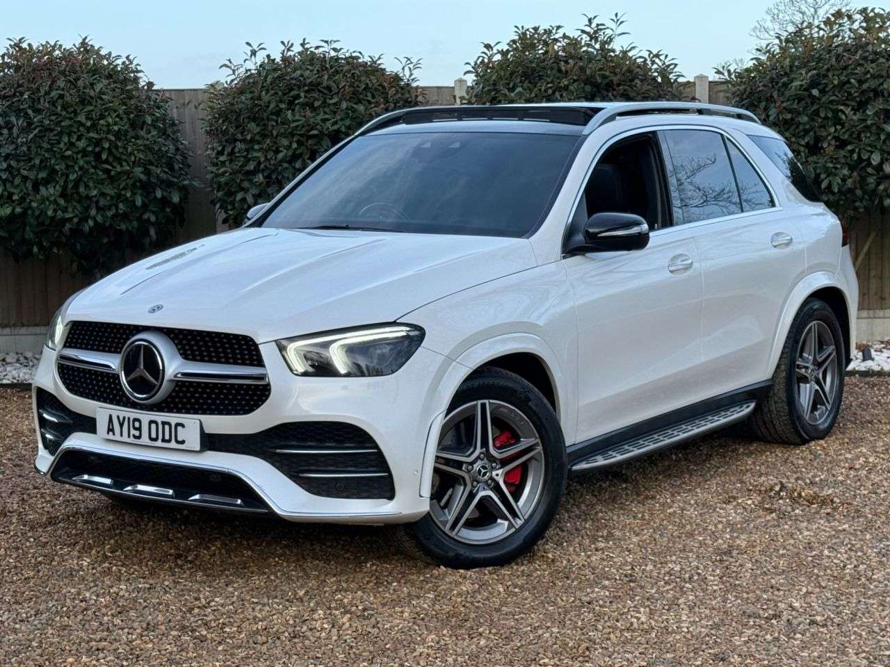 A 2019 MERCEDES-BENZ GLE 2.9 GLE400d AMG Line PREMIUM PLUS 7 SEATS 7 SEATER SUV 5dr Diesel G-Tronic A 2019 MERCEDES-BENZ GLE 2.9 GLE400d AMG Line PREMIUM PLUS 7 SEATS 7 SEATER SUV 5dr Diesel G-Tronic