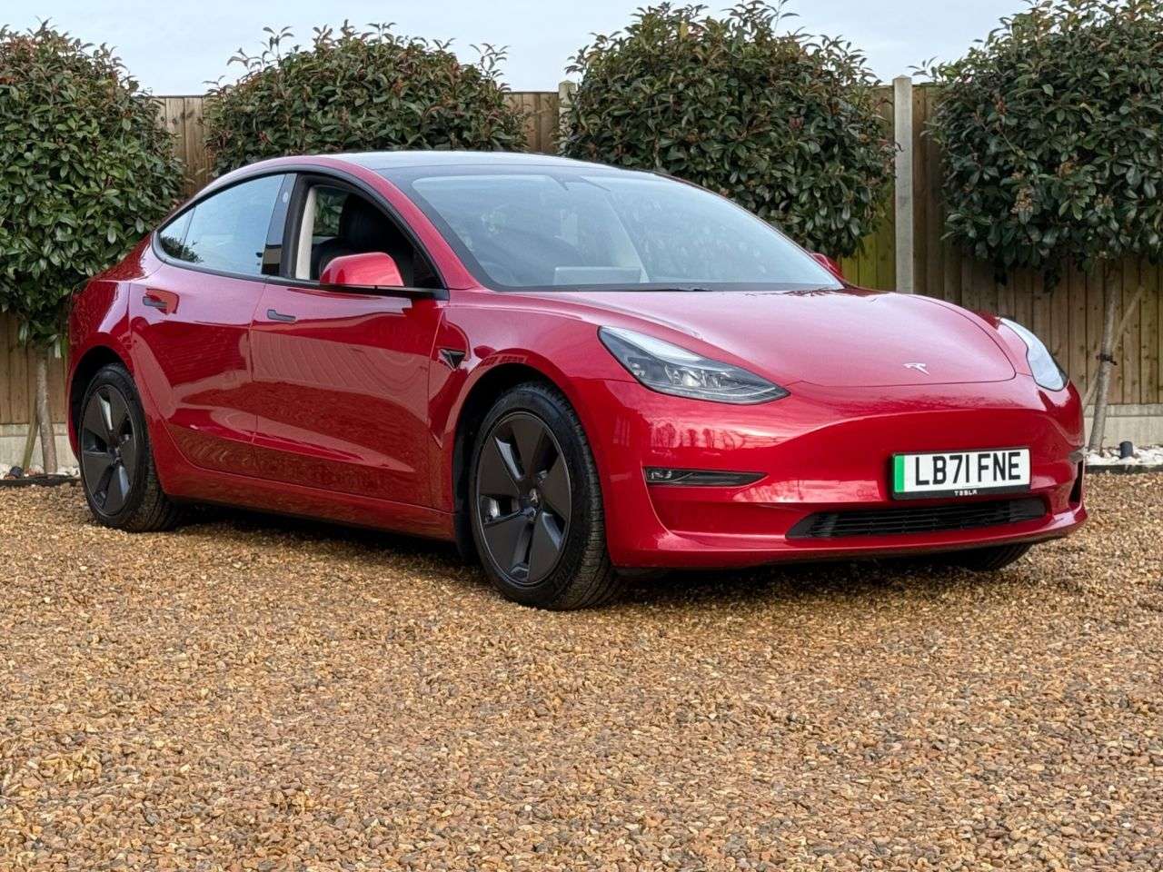 A 2021 TESLA MODEL 3 (Dual Motor) Long Range Saloon 4dr Electric Auto 4WDE (346 ps) A 2021 TESLA MODEL 3 (Dual Motor) Long Range Saloon 4dr Electric Auto 4WDE (346 ps)
