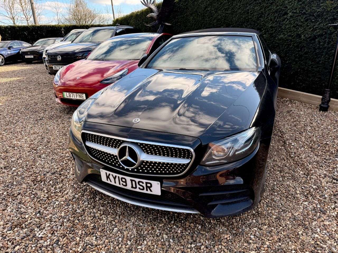 A 2019 MERCEDES-BENZ E-CLASS 2.9 E400d AMG Line (Premium Plus) PREMIUM PLUS 2dr Diesel G-Tronic+ 4MATIC A 2019 MERCEDES-BENZ E-CLASS 2.9 E400d AMG Line (Premium Plus) PREMIUM PLUS 2dr Diesel G-Tronic+ 4MATIC