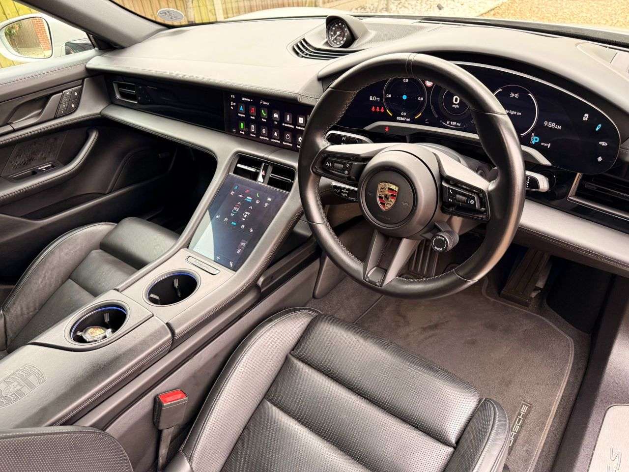 2023 PORSCHE TAYCAN 2023 PORSCHE TAYCAN