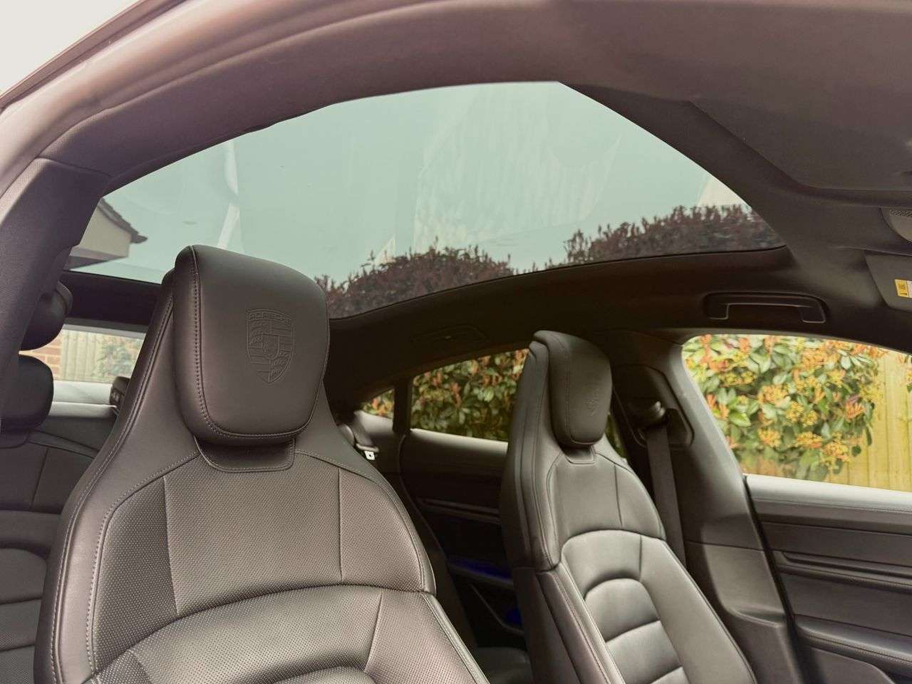 2023 PORSCHE TAYCAN 2023 PORSCHE TAYCAN