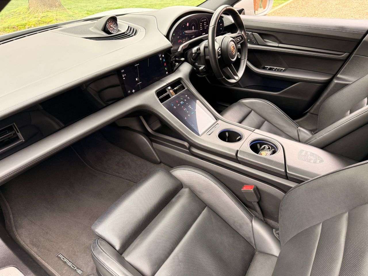 2023 PORSCHE TAYCAN 2023 PORSCHE TAYCAN