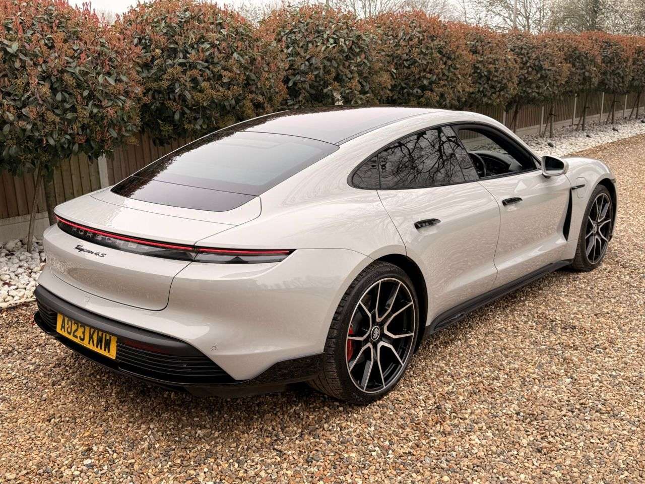 2023 PORSCHE TAYCAN 2023 PORSCHE TAYCAN