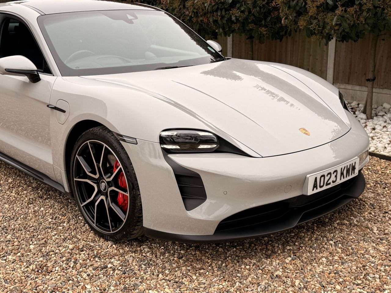 2023 PORSCHE TAYCAN 2023 PORSCHE TAYCAN