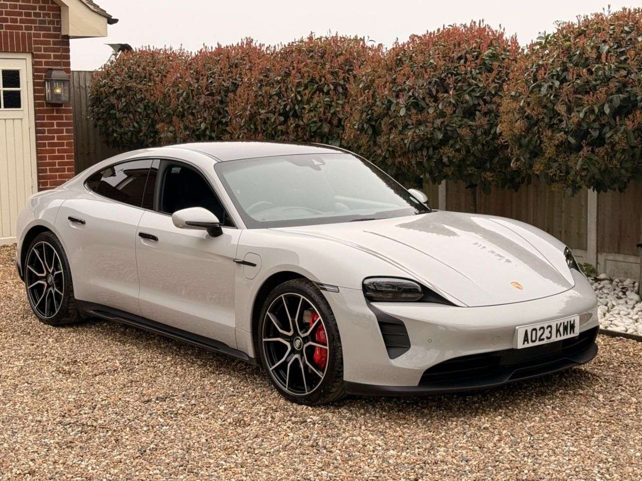 2023 PORSCHE TAYCAN 2023 PORSCHE TAYCAN