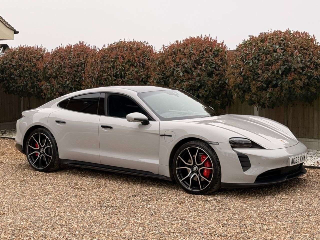 2023 PORSCHE TAYCAN 2023 PORSCHE TAYCAN