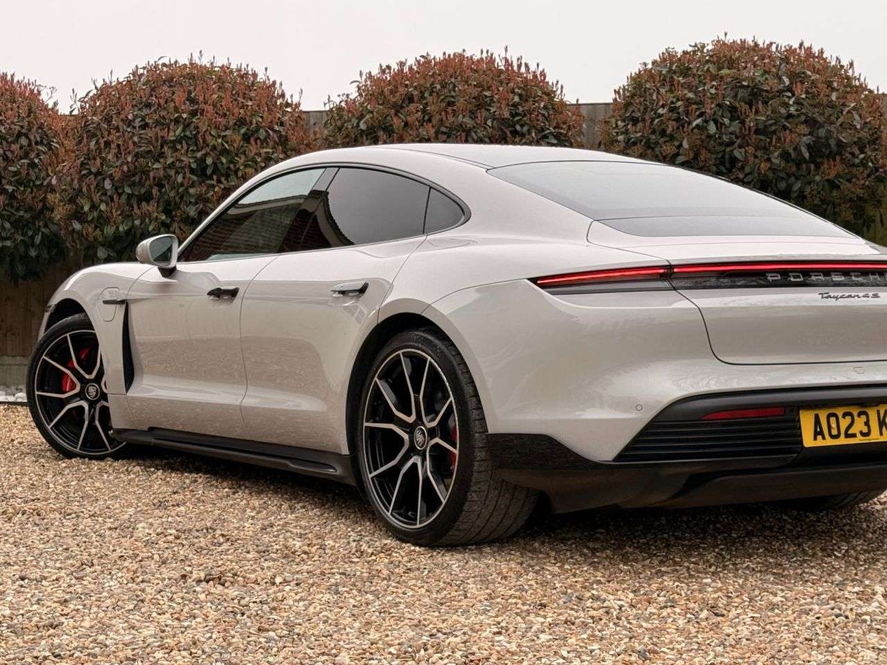 2023 PORSCHE TAYCAN 2023 PORSCHE TAYCAN