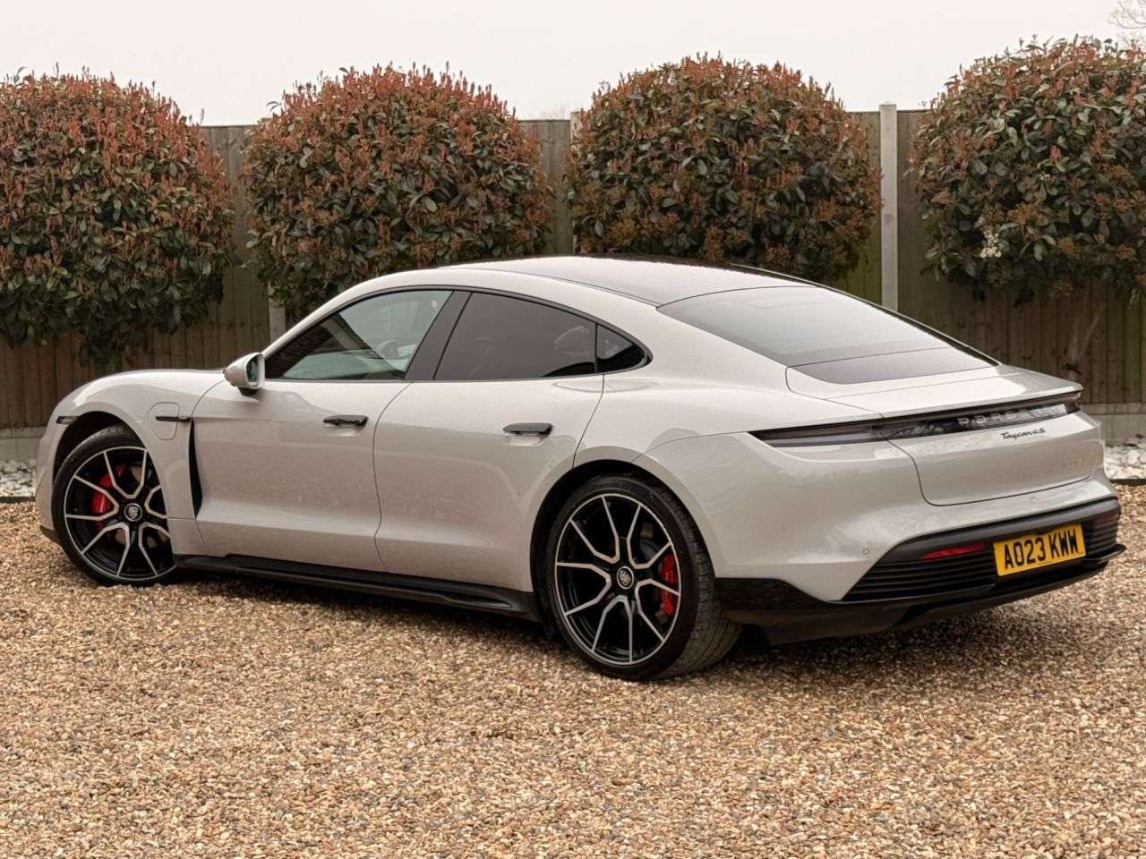 2023 PORSCHE TAYCAN 2023 PORSCHE TAYCAN