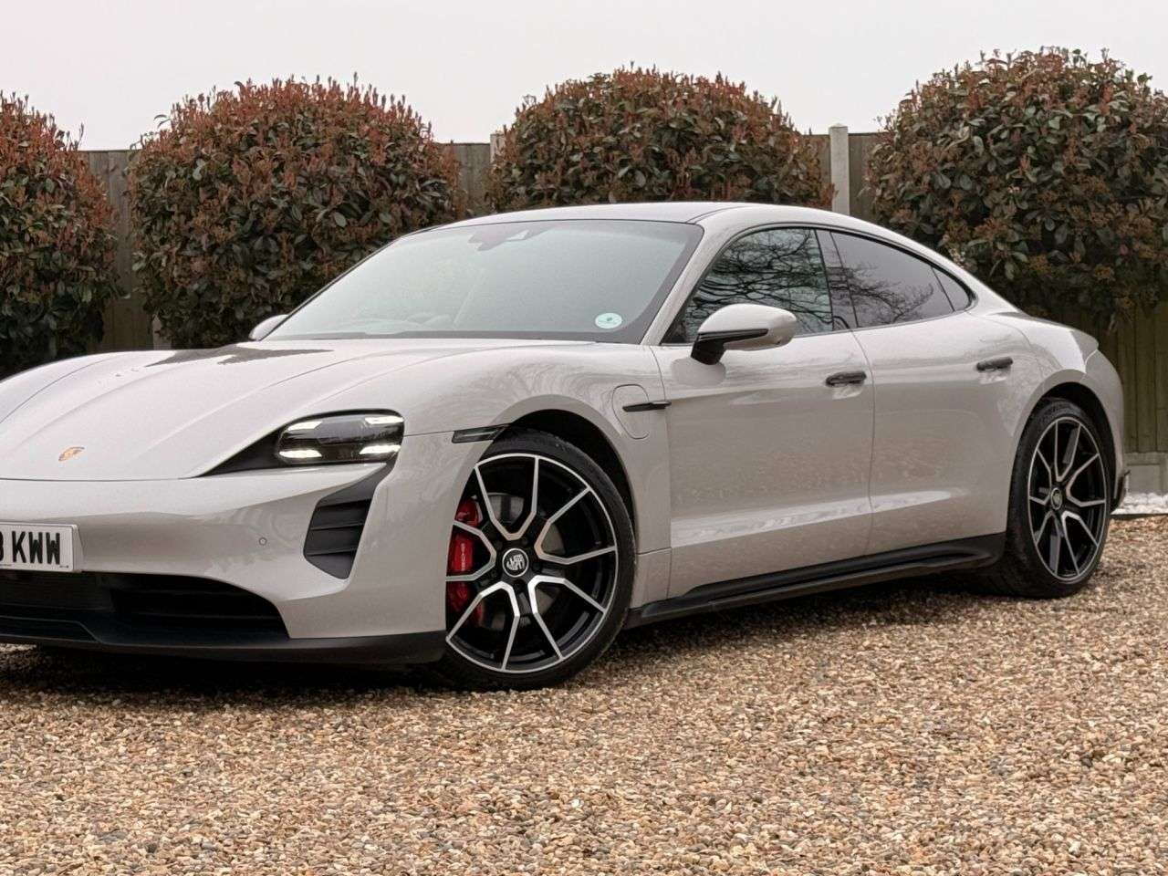 2023 PORSCHE TAYCAN 2023 PORSCHE TAYCAN