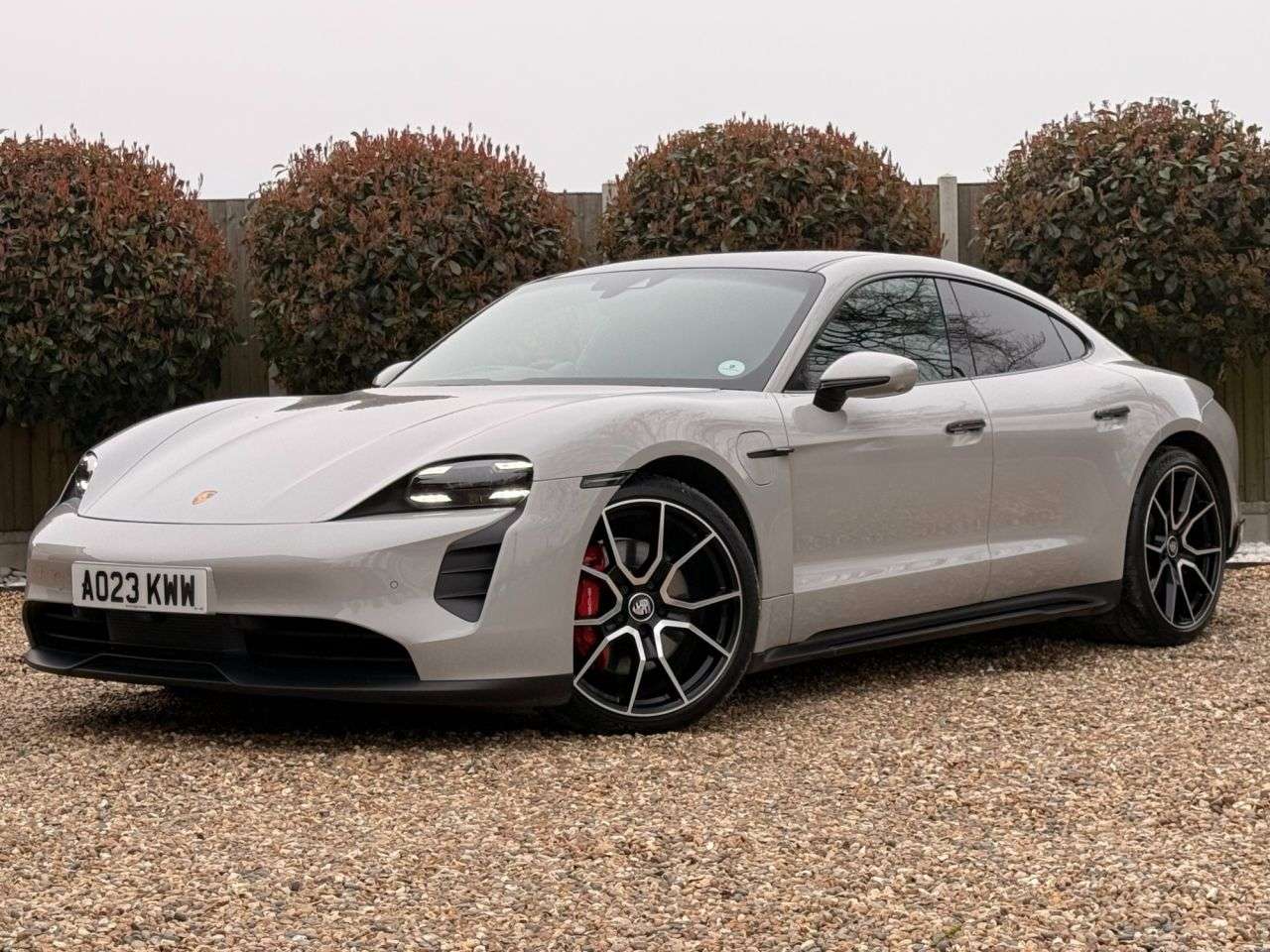 2023 PORSCHE TAYCAN 2023 PORSCHE TAYCAN