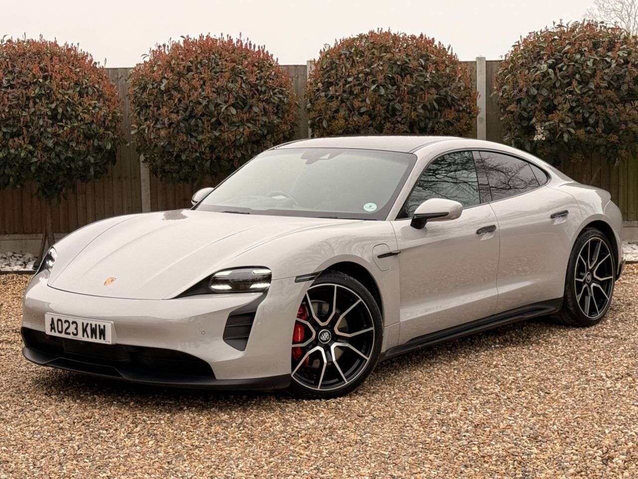 2023 PORSCHE TAYCAN 2023 PORSCHE TAYCAN