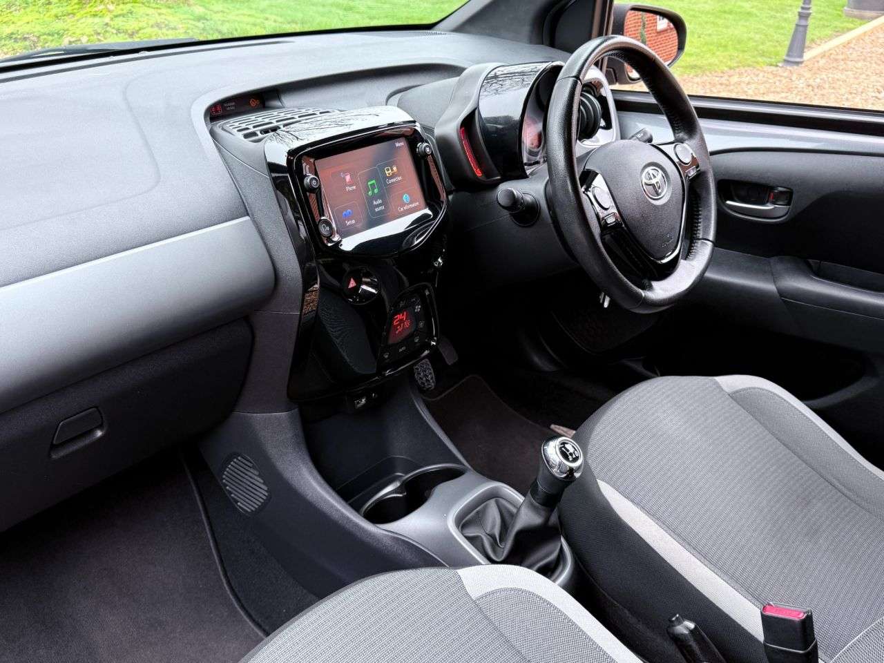 2021 TOYOTA AYGO 2021 TOYOTA AYGO