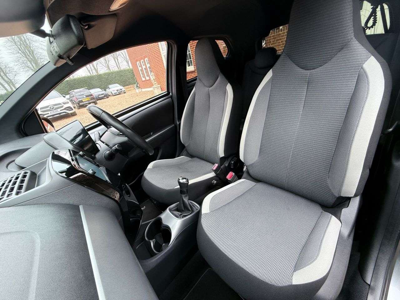 2021 TOYOTA AYGO 2021 TOYOTA AYGO