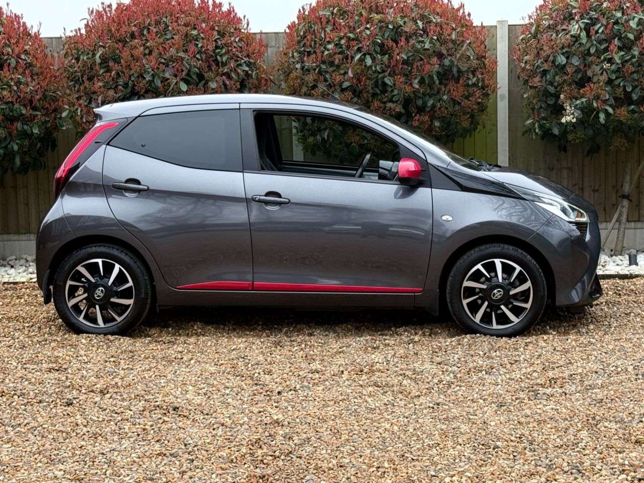 2021 TOYOTA AYGO 2021 TOYOTA AYGO