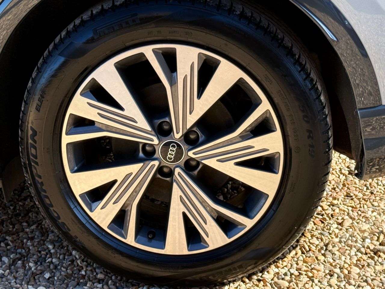 2021 AUDI Q4 E-TRON 2021 AUDI Q4 E-TRON