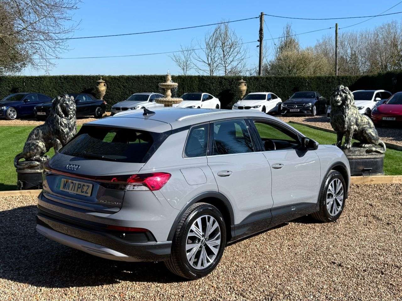 2021 AUDI Q4 E-TRON 2021 AUDI Q4 E-TRON