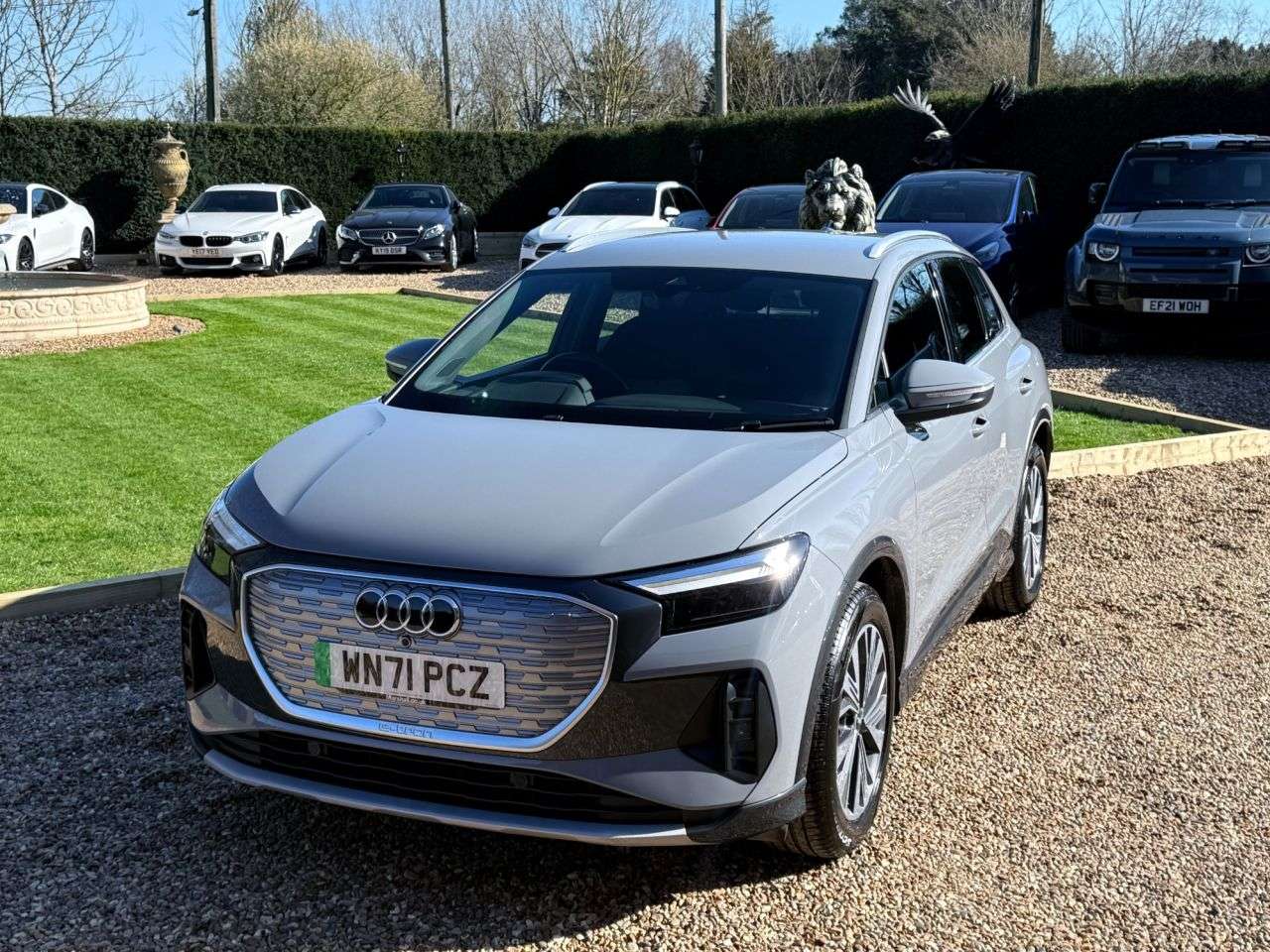 A 2021 AUDI Q4 E-TRON 40 Sport SUV 5dr Electric Auto 82kWh (204 ps) A 2021 AUDI Q4 E-TRON 40 Sport SUV 5dr Electric Auto 82kWh (204 ps)