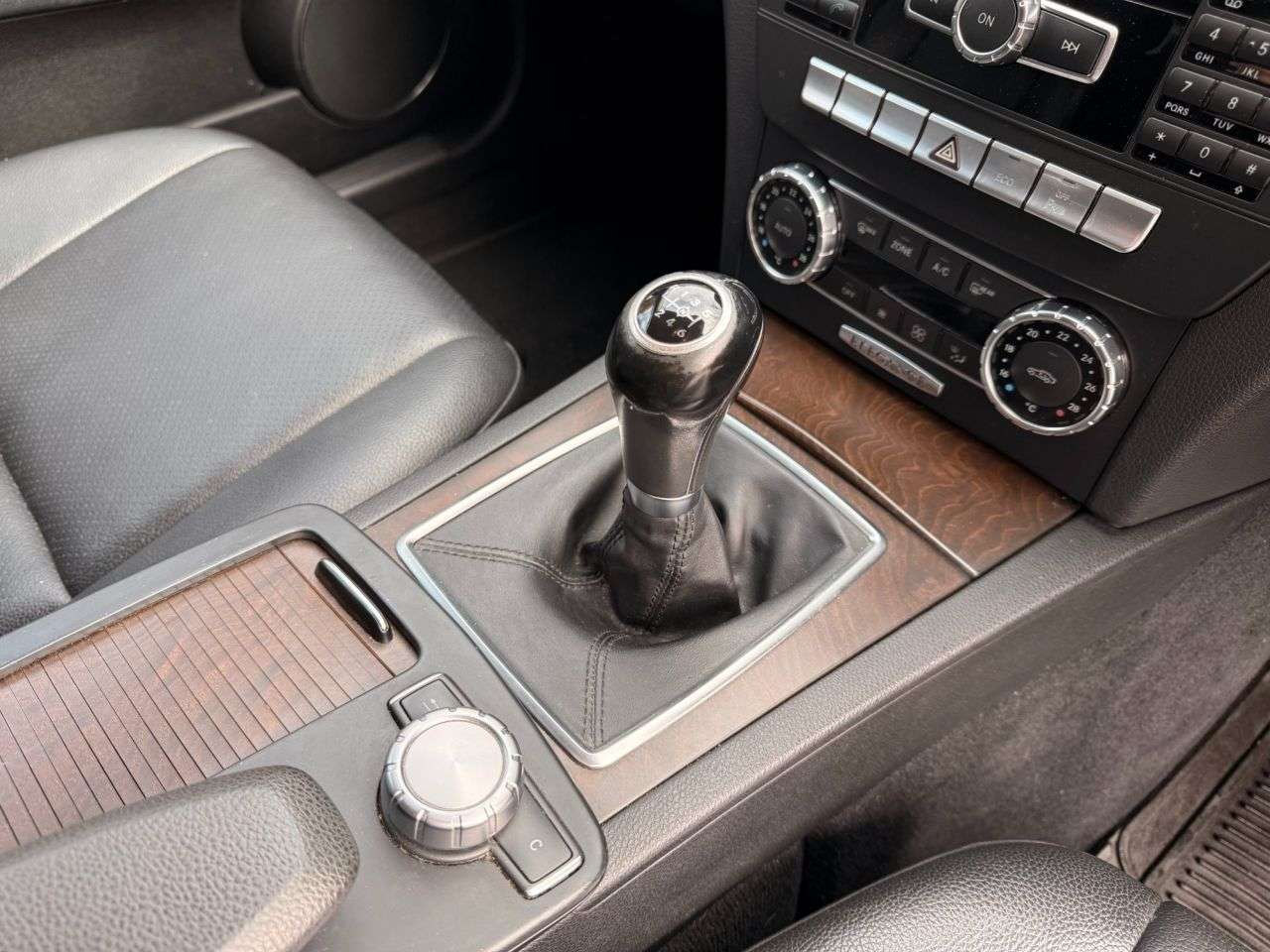 2011 MERCEDES-BENZ C-CLASS 2011 MERCEDES-BENZ C-CLASS