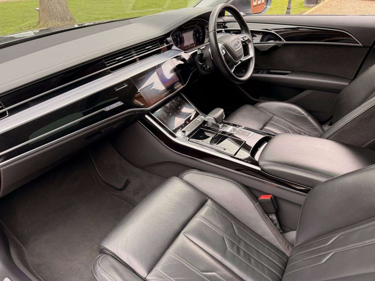 2018 AUDI A8 2018 AUDI A8