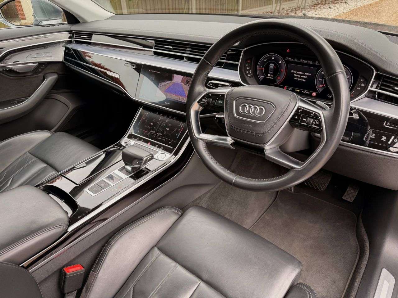 2018 AUDI A8 2018 AUDI A8