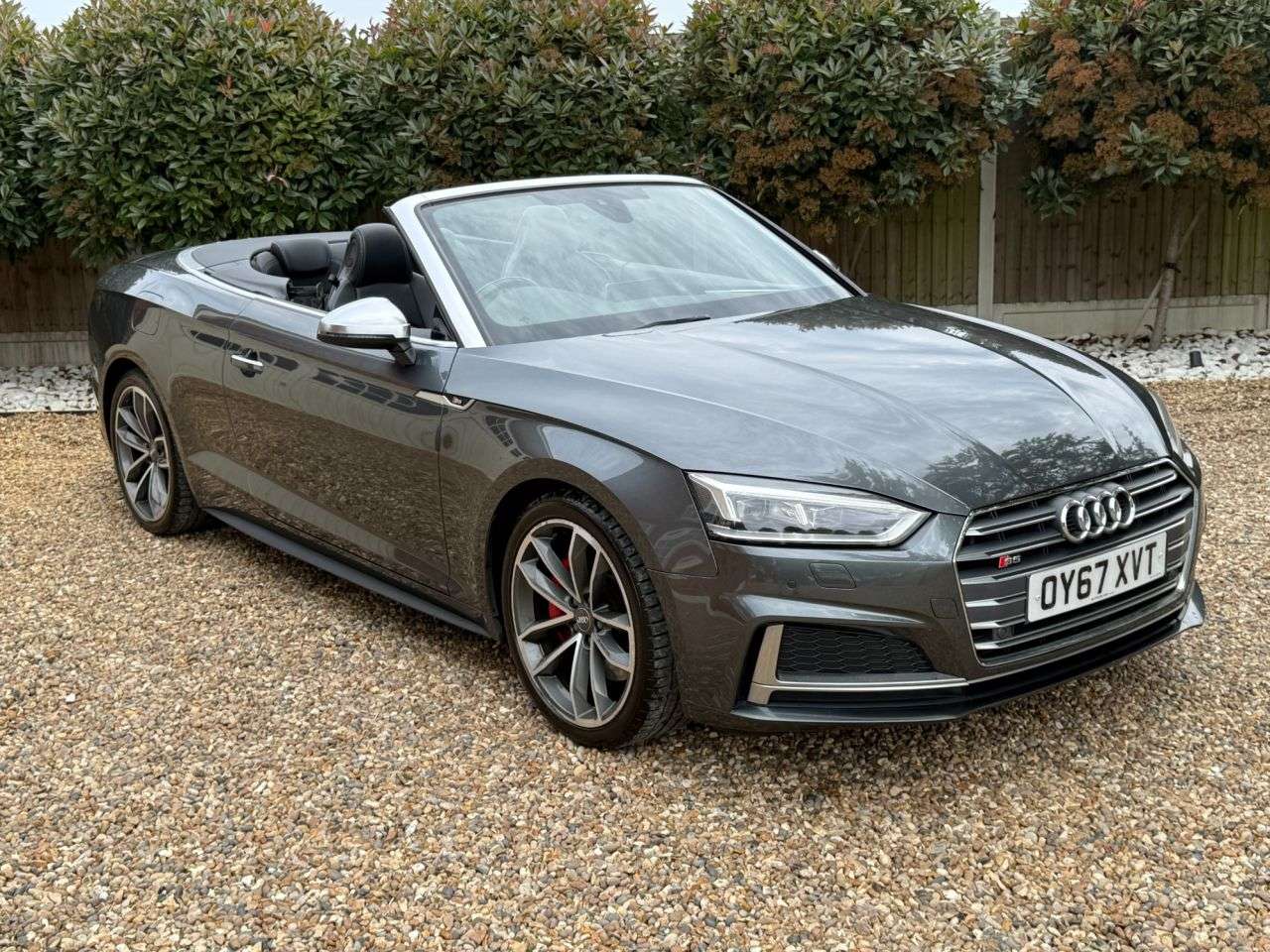 A 2017 AUDI S5 3.0 TFSI V6 Cabriolet 2dr Petrol Tiptronic quattro Euro 6 (s/s) (354 ps) A 2017 AUDI S5 3.0 TFSI V6 Cabriolet 2dr Petrol Tiptronic quattro Euro 6 (s/s) (354 ps)