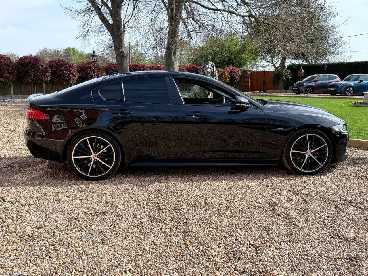 A 2015 JAGUAR XE 2.0 GTDi R-Sport Saloon 4dr Petrol Auto Euro 6 (s/s) (200 ps) A 2015 JAGUAR XE 2.0 GTDi R-Sport Saloon 4dr Petrol Auto Euro 6 (s/s) (200 ps)