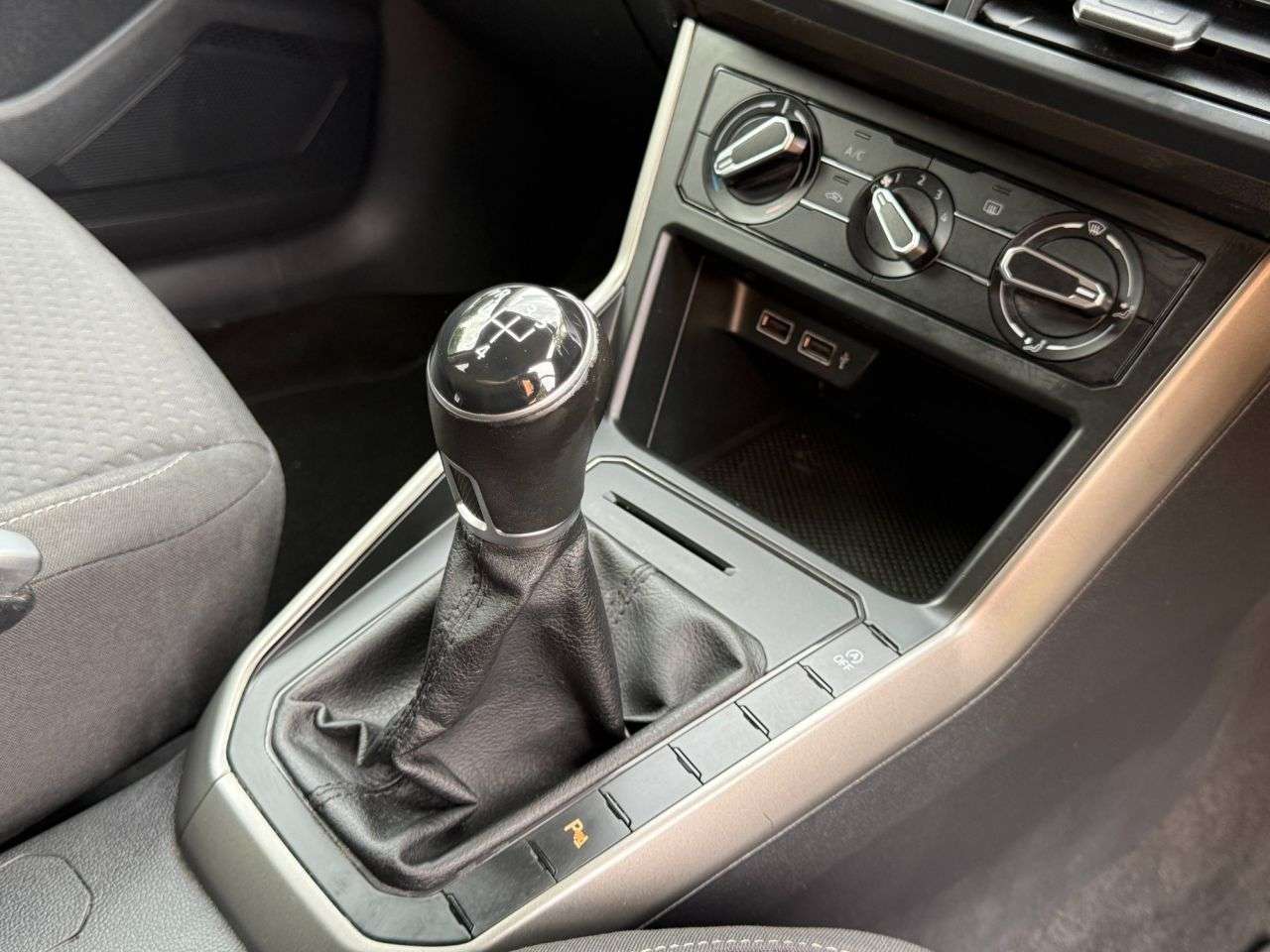 2020 VOLKSWAGEN POLO 2020 VOLKSWAGEN POLO