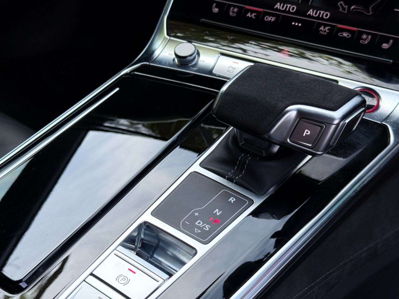 2021 AUDI RS6 AVANT 2021 AUDI RS6 AVANT