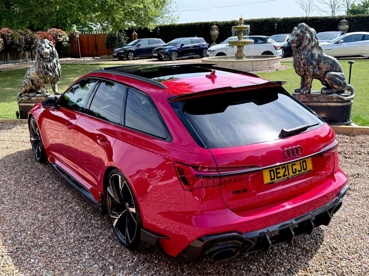 A 2021 AUDI RS6 AVANT 4.0 TFSI V8 Carbon Black CARBON FIBRE BODYKIT Estate 5dr Petrol Tiptronic q A 2021 AUDI RS6 AVANT 4.0 TFSI V8 Carbon Black CARBON FIBRE BODYKIT Estate 5dr Petrol Tiptronic q