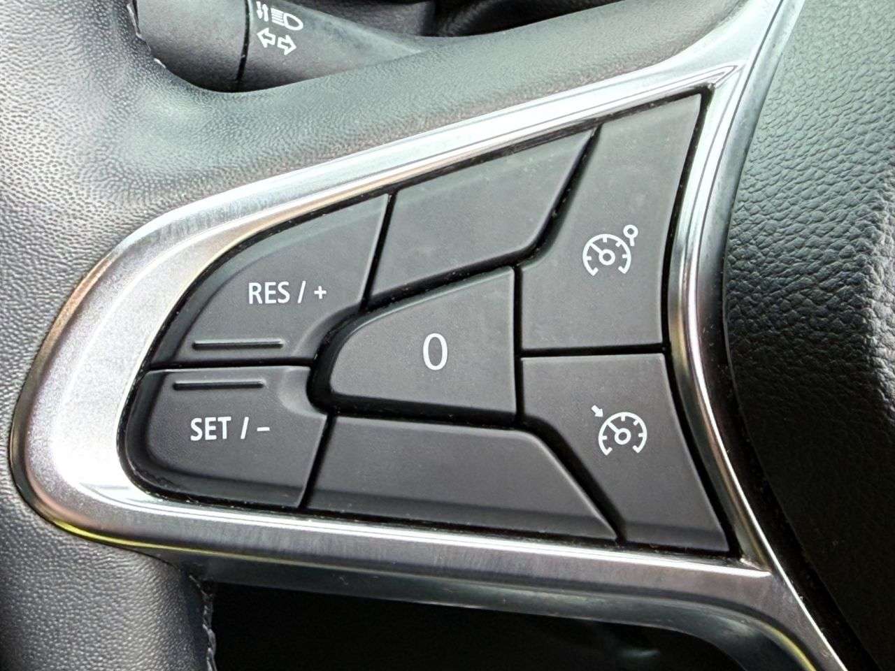 2022 RENAULT CAPTUR 2022 RENAULT CAPTUR