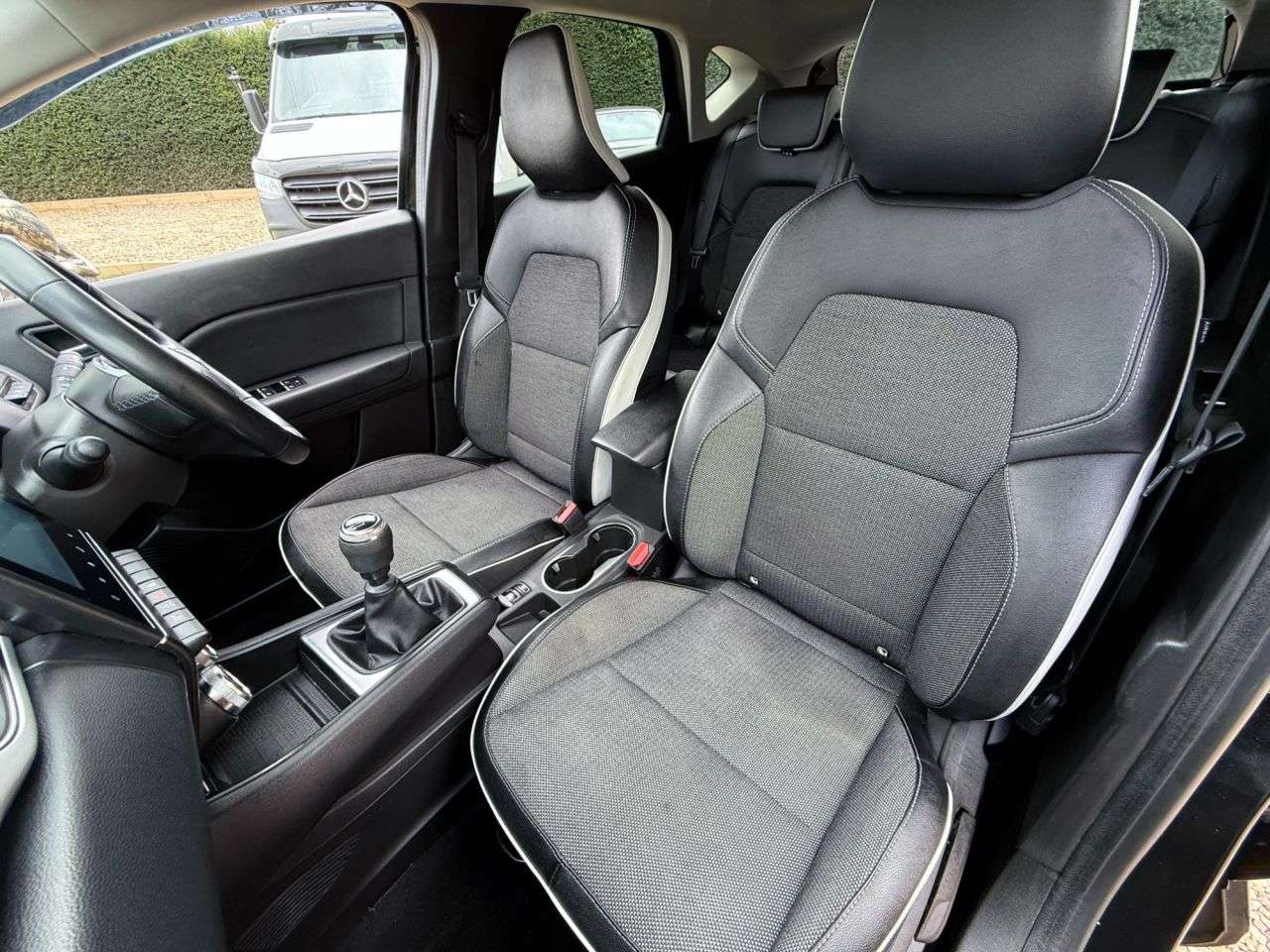 2022 RENAULT CAPTUR 2022 RENAULT CAPTUR