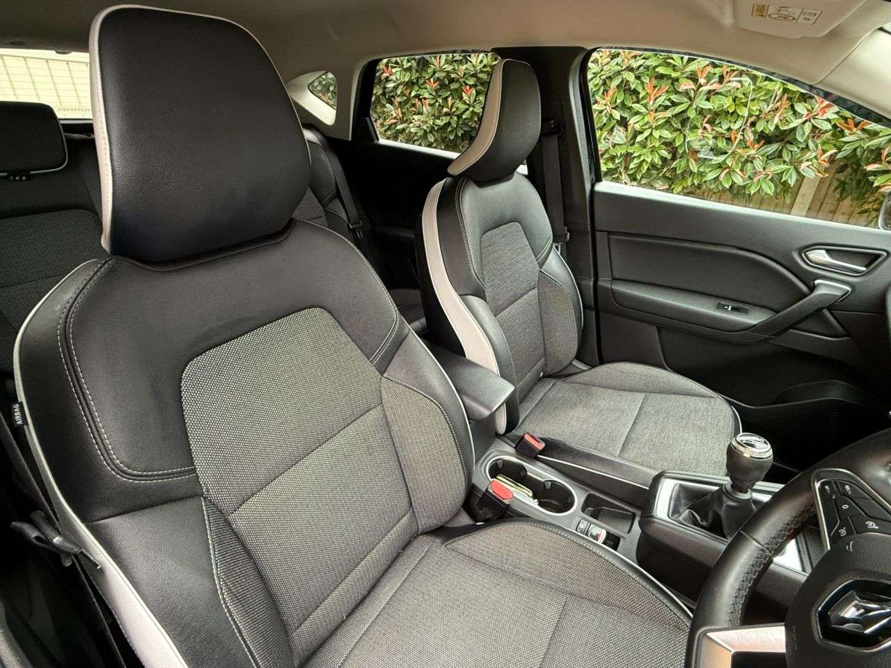 2022 RENAULT CAPTUR 2022 RENAULT CAPTUR