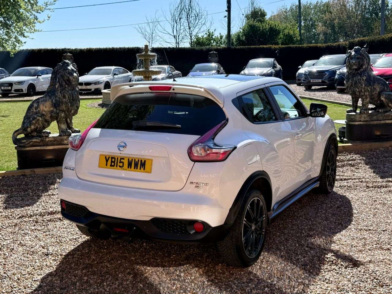 A 2015 NISSAN JUKE 1.2 DIG-T Tekna SUV 5dr Petrol Manual Euro 5 (s/s) Euro 5 (115 ps) A 2015 NISSAN JUKE 1.2 DIG-T Tekna SUV 5dr Petrol Manual Euro 5 (s/s) Euro 5 (115 ps)