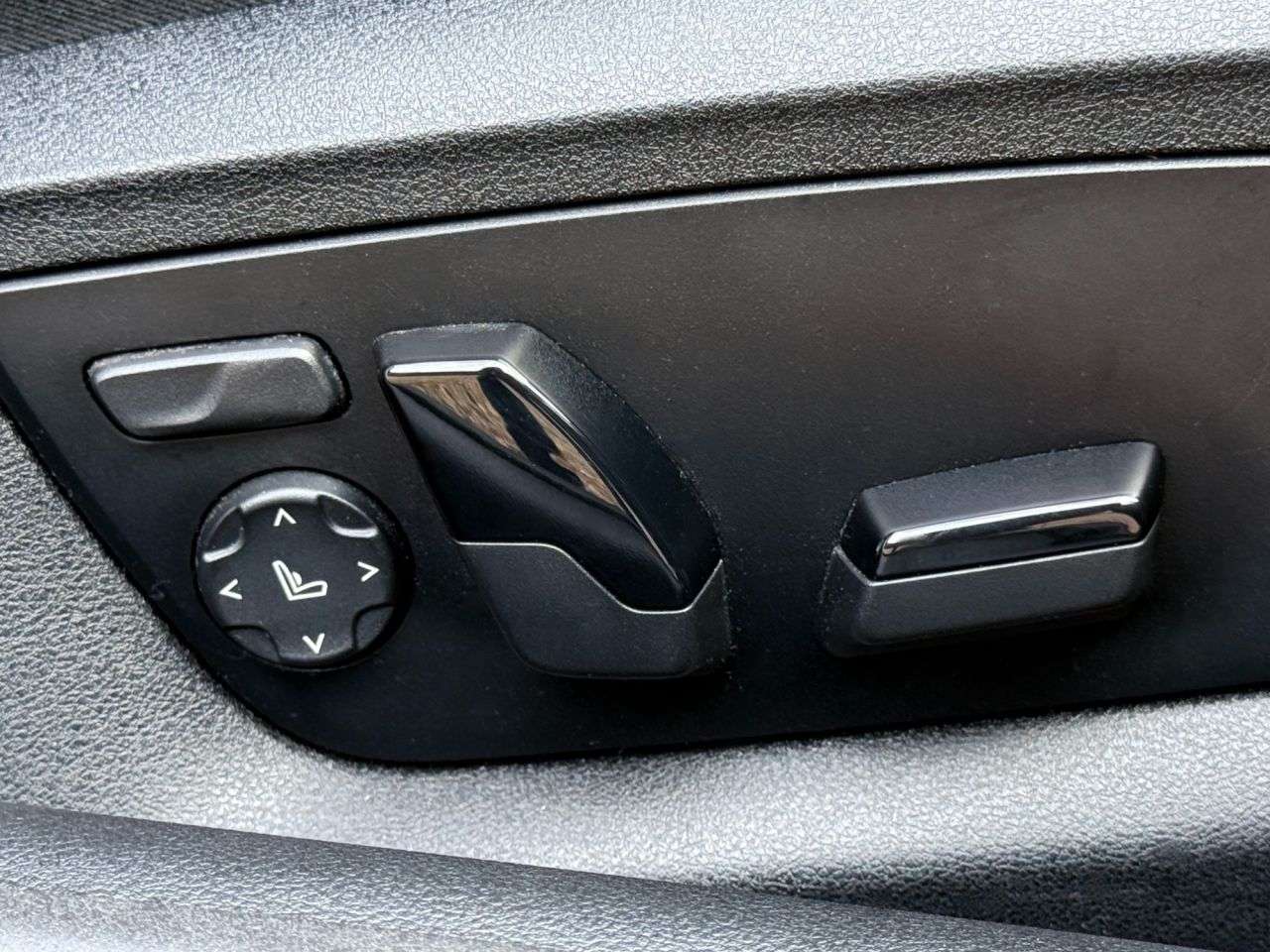 2021 BMW 5 SERIES 2021 BMW 5 SERIES