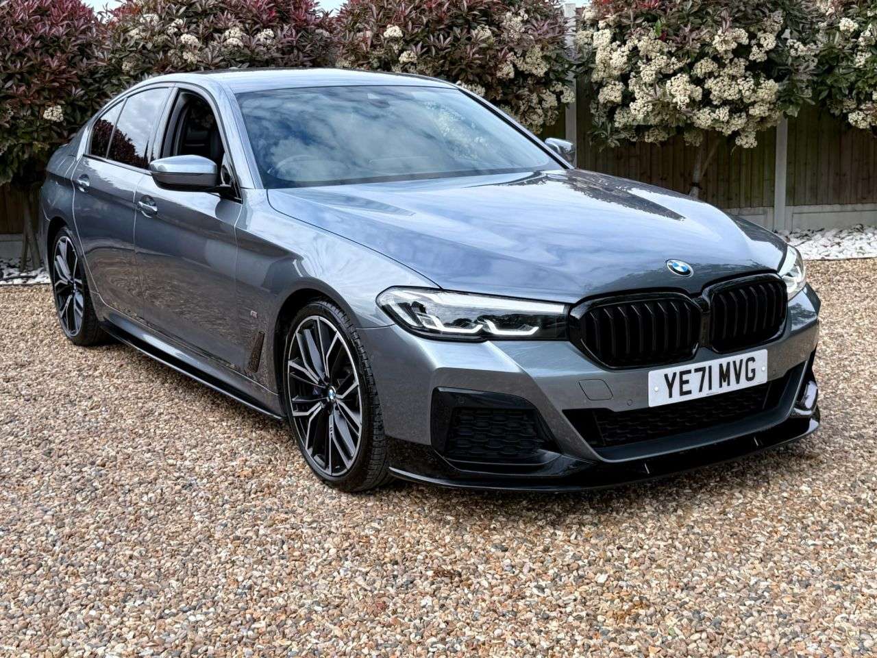 2021 BMW 5 SERIES 2021 BMW 5 SERIES